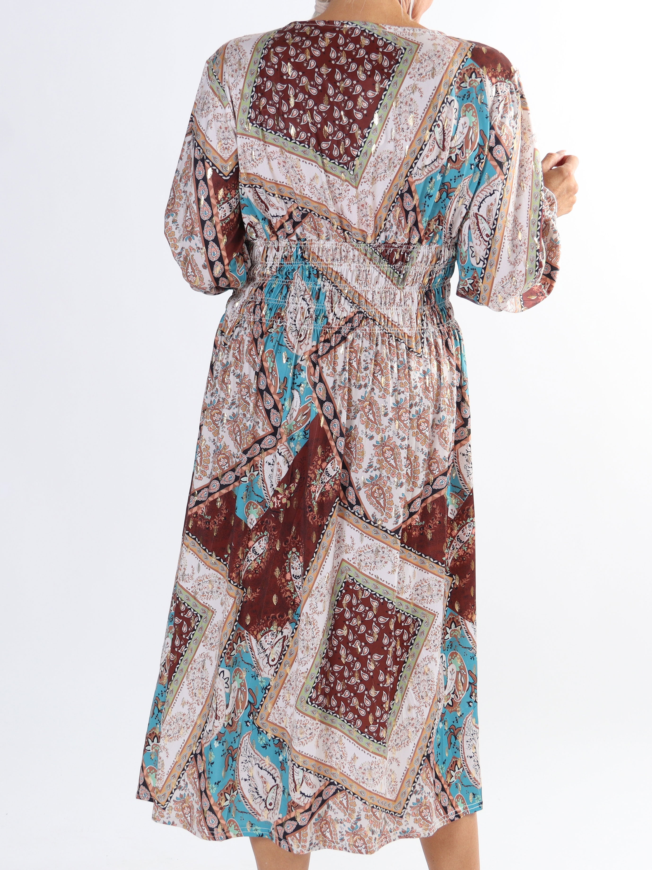 Pams Paisley Midi L/S - Plus size kjole i krølfrit stof med lange ærmer